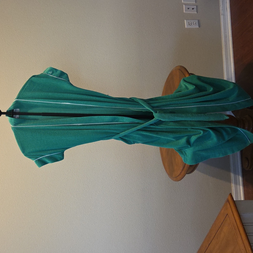 CHRISTIAN DIOR!     (VINTAGE!) LOUNGE WEAR TERRY CLOTH LONG ROBE
